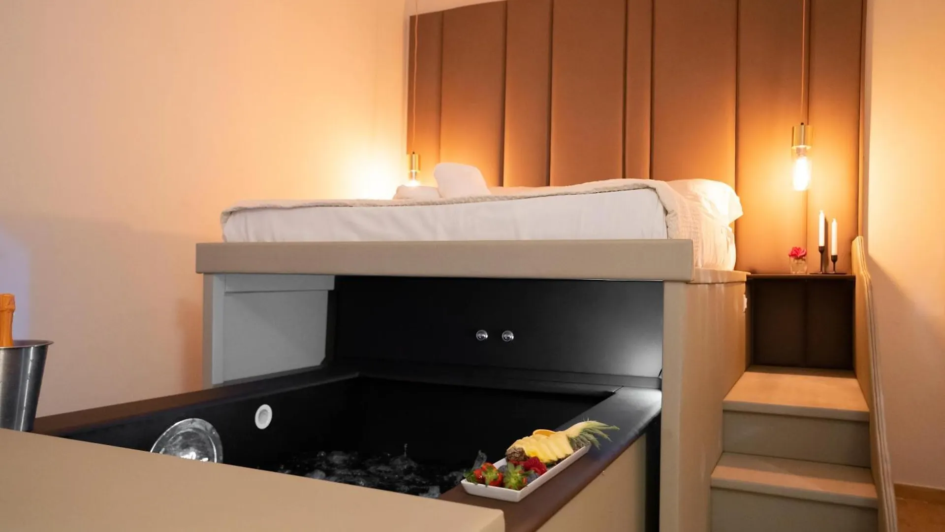 Alma Suites - Il Nido D'Amore Livorno