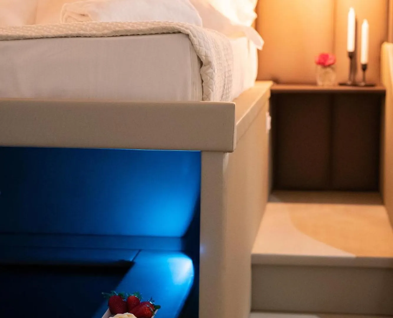 Alma Suites - Il Nido D'Amore Livorno 0*,
