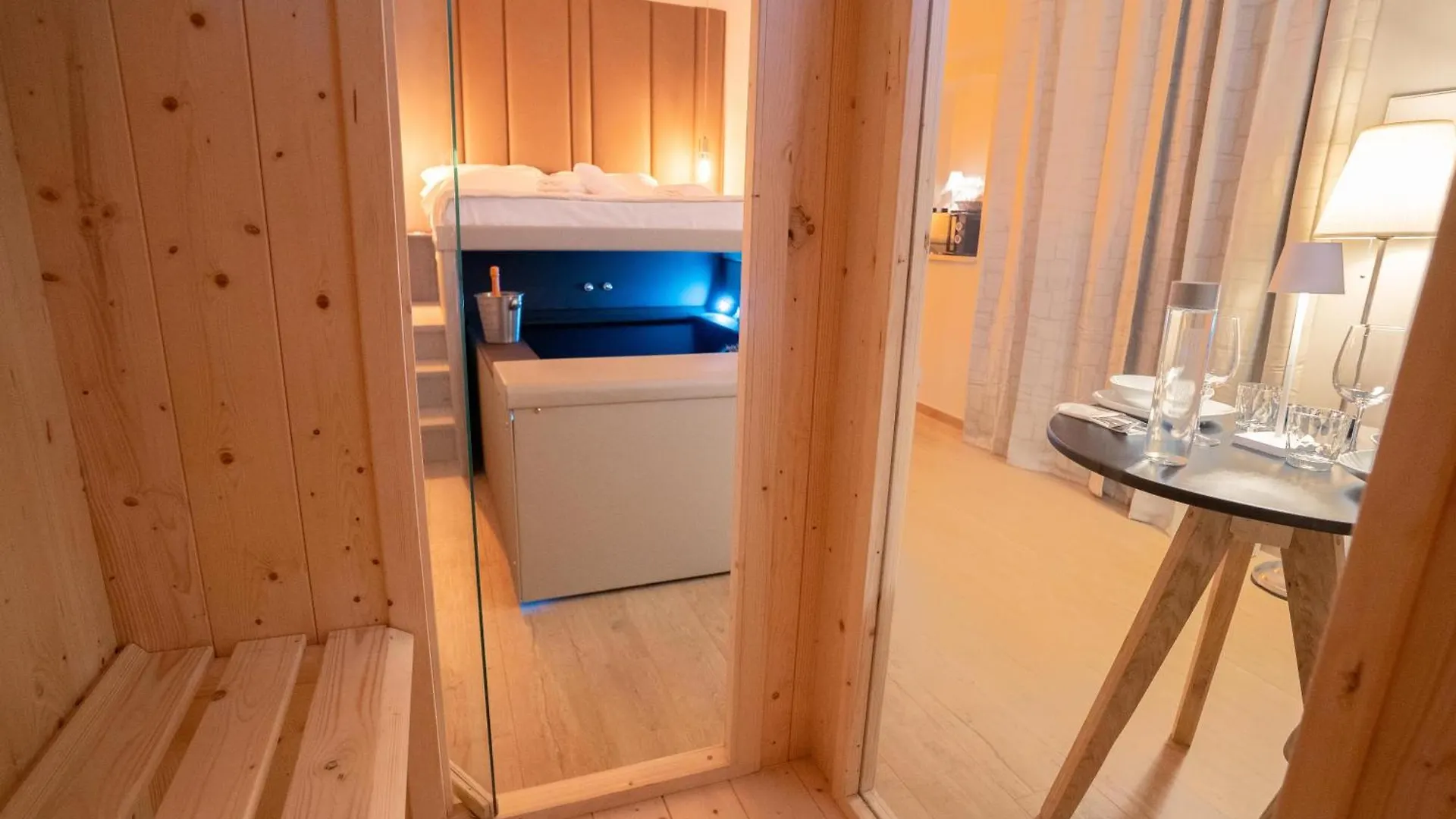 Alma Suites - Il Nido D'Amore Livorno