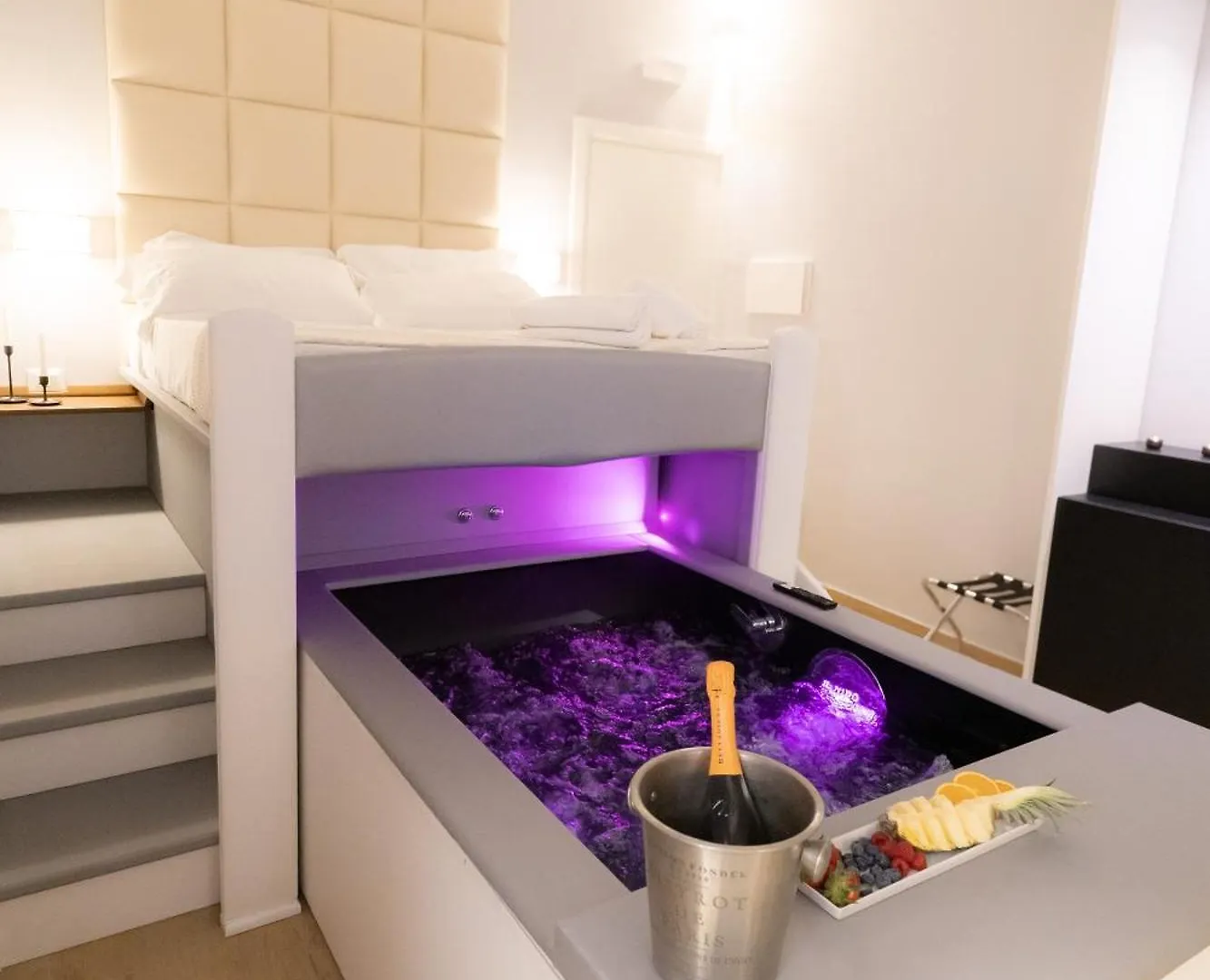 Alma Suites - Il Nido D'Amore Livourne Italie